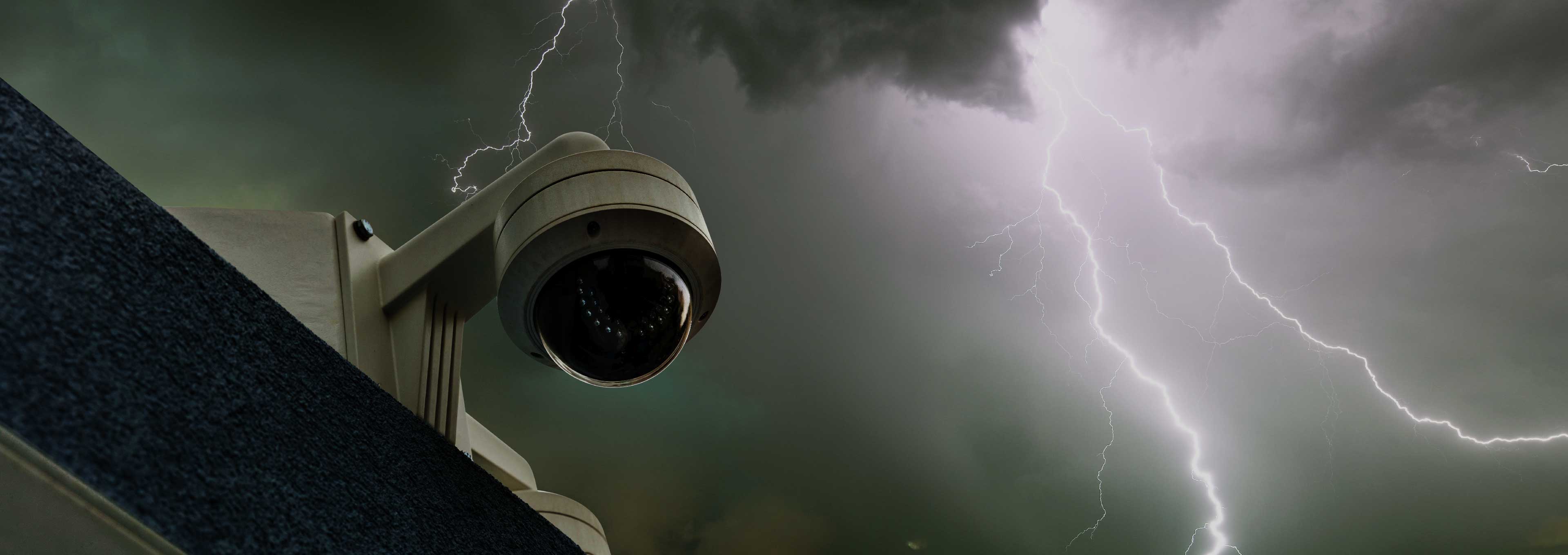 監視カメラシステムの雷害対策は万全ですか？